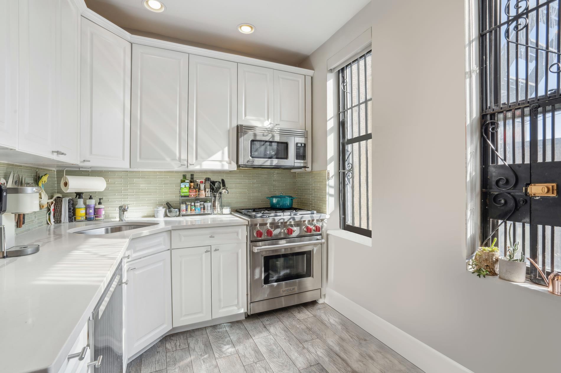 725 Riverside Drive, Unit 8D Manhattan, NY 10031 - Photo 4 of 11 Kitchen