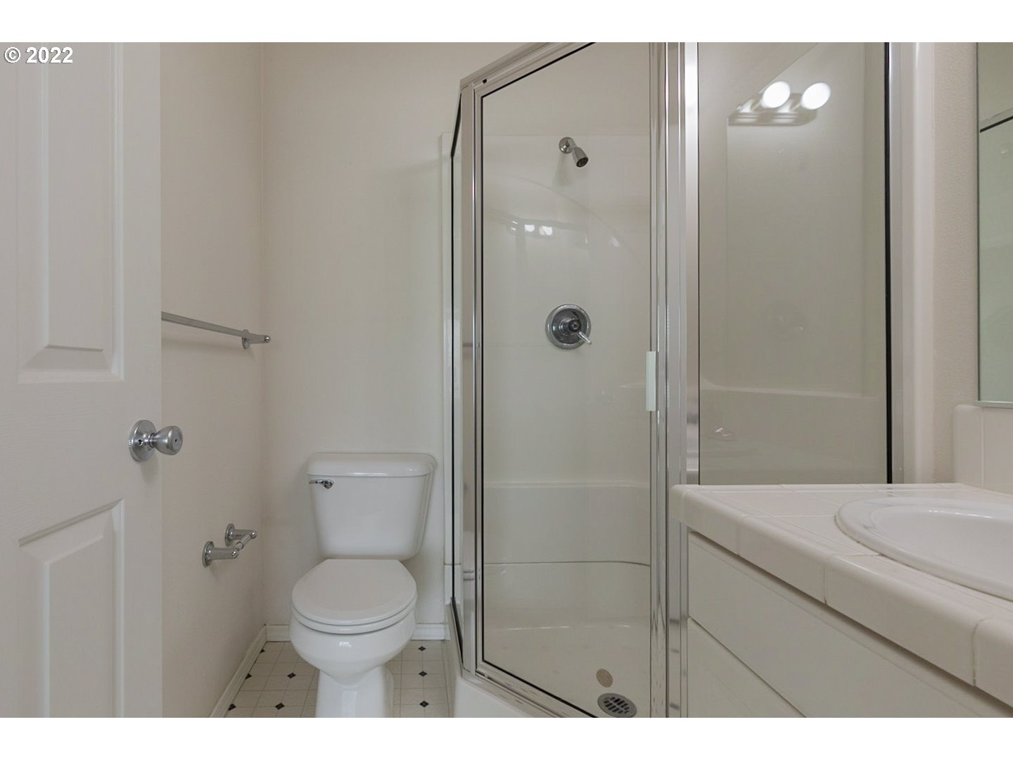 406 Northeast Bridgeton Road Portland, OR 97211 - Photo 31 of 32 Gallery Image 31