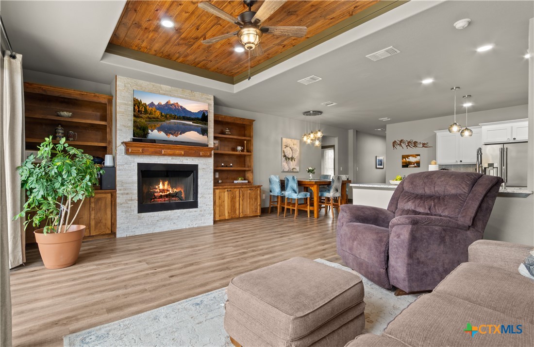932 Whitetail Ridge Drive Kempner, TX 76539 - Photo 4 of 29 Fire place
