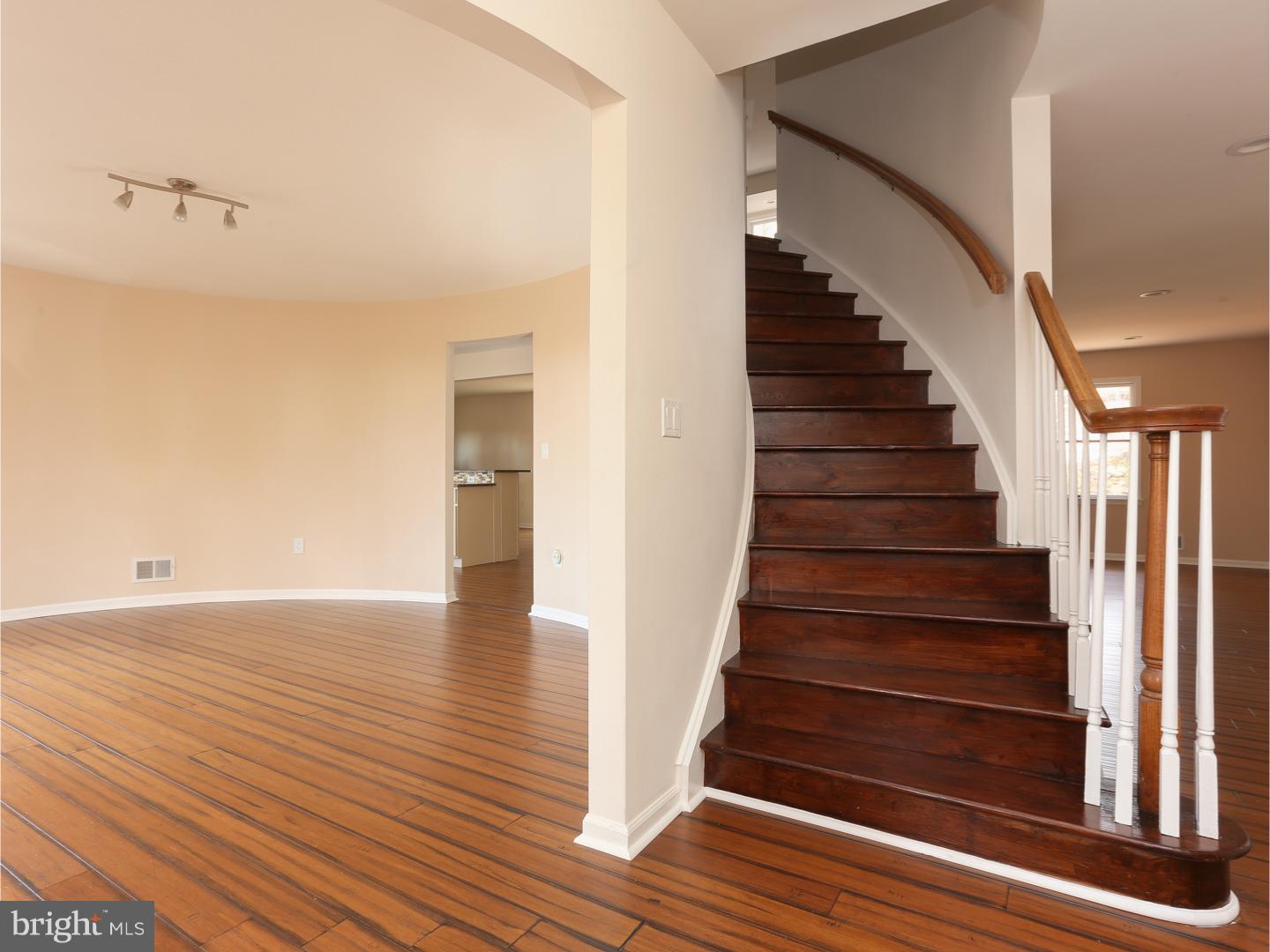 105 Agress Road Clarksburg, NJ 08510 - Photo 4 of 25 Foyer