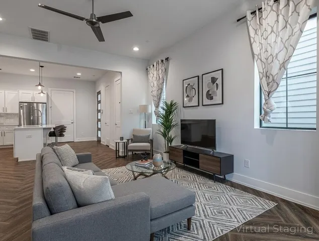 $2,595 | 210 East 32nd Street, Houston, TX 77018