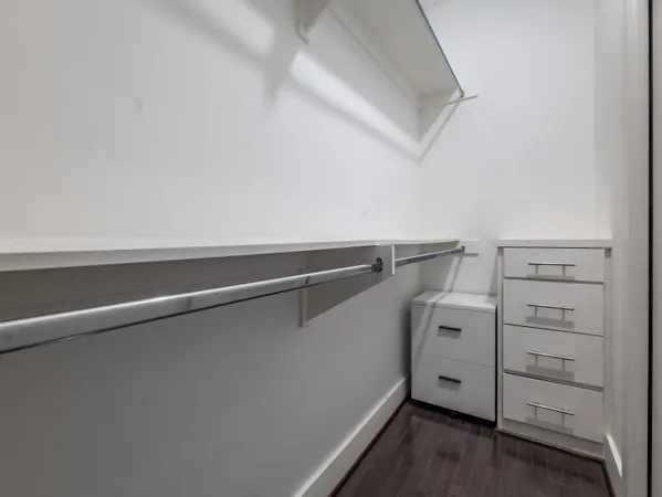 $2,595 | 210 East 32nd Street, Houston, TX 77018