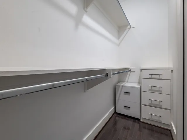 $2,595 | 210 East 32nd Street, Houston, TX 77018