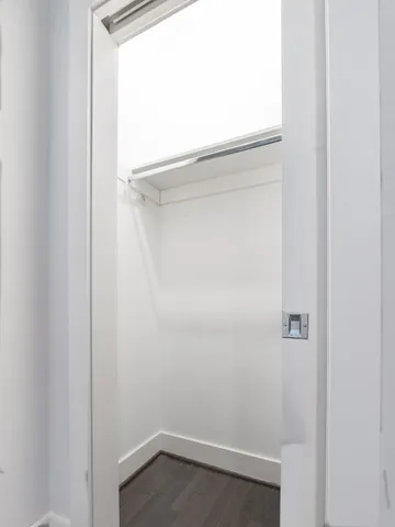 $2,595 | 210 East 32nd Street, Houston, TX 77018