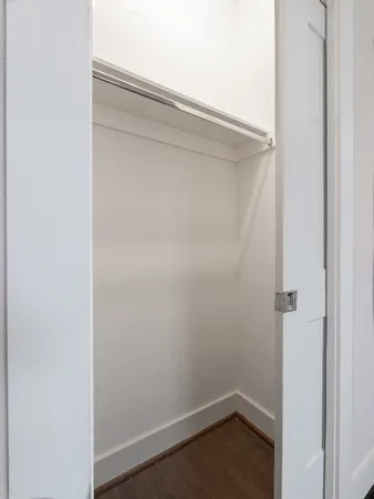 $2,495 | 210 East 32nd Street, Houston, TX 77018