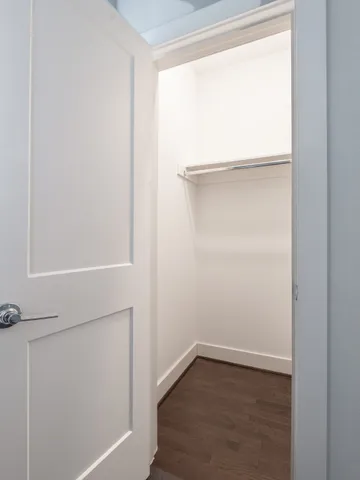 $2,595 | 210 East 32nd Street, Houston, TX 77018