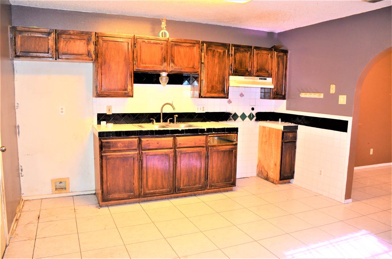 415 Toro Loop Laredo, TX 78045 - Photo 4 of 10 Gallery Image 4