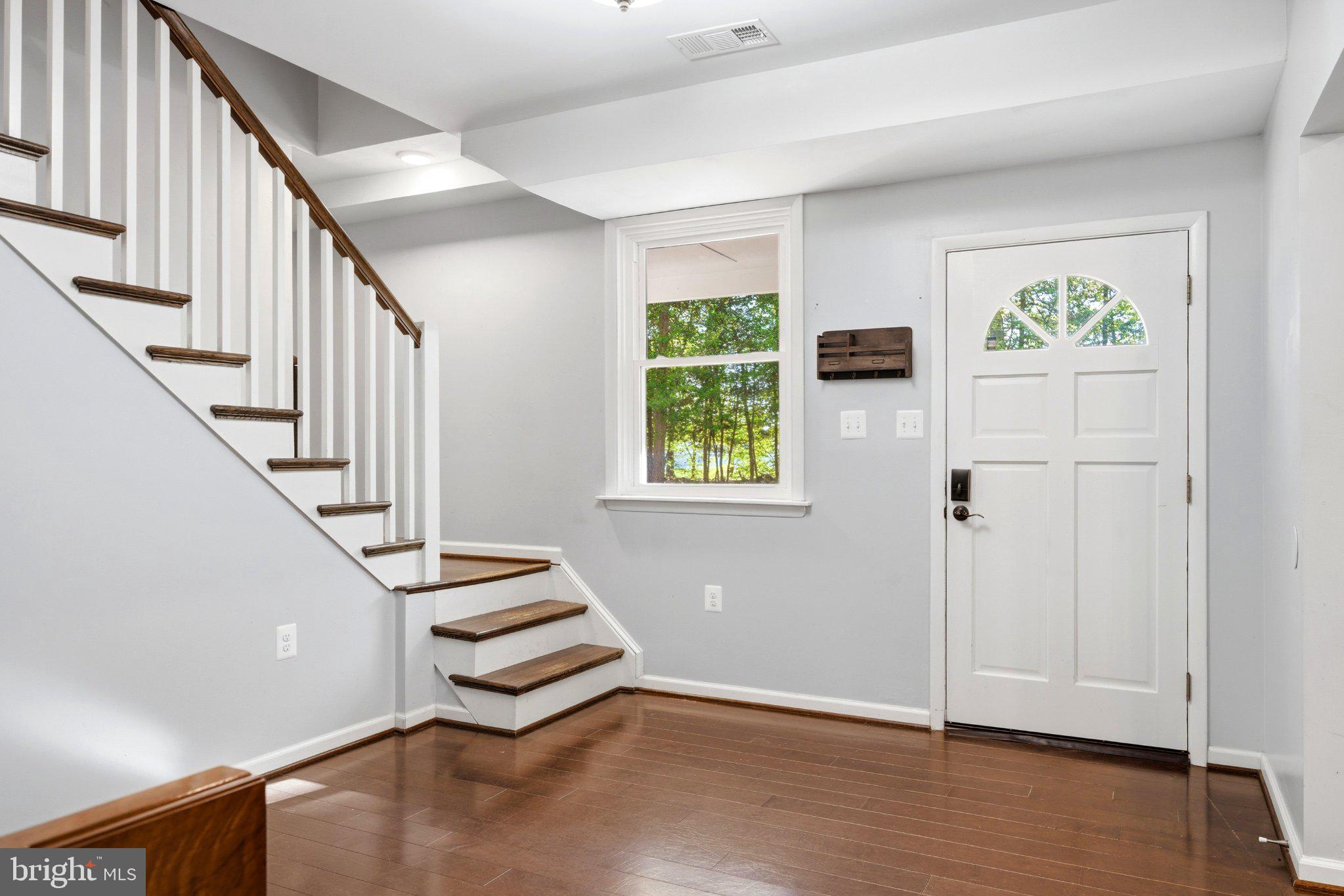 10560 South Faulkner Road Faulkner, MD 20632 - Photo 21 of 60 Welcoming entry with natural light.