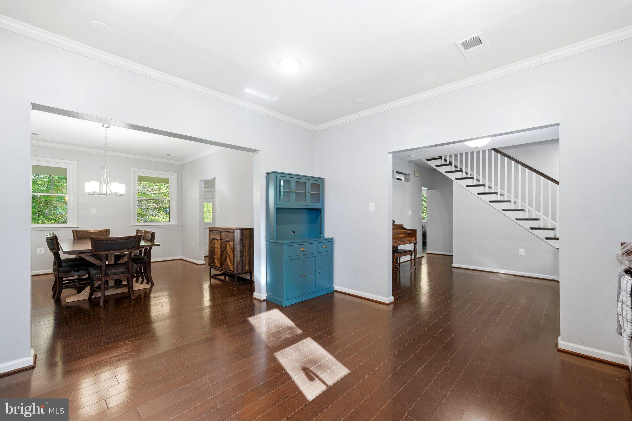 10560 South Faulkner Road Faulkner, MD 20632 - Photo 30 of 60 Bright and inviting open layout.