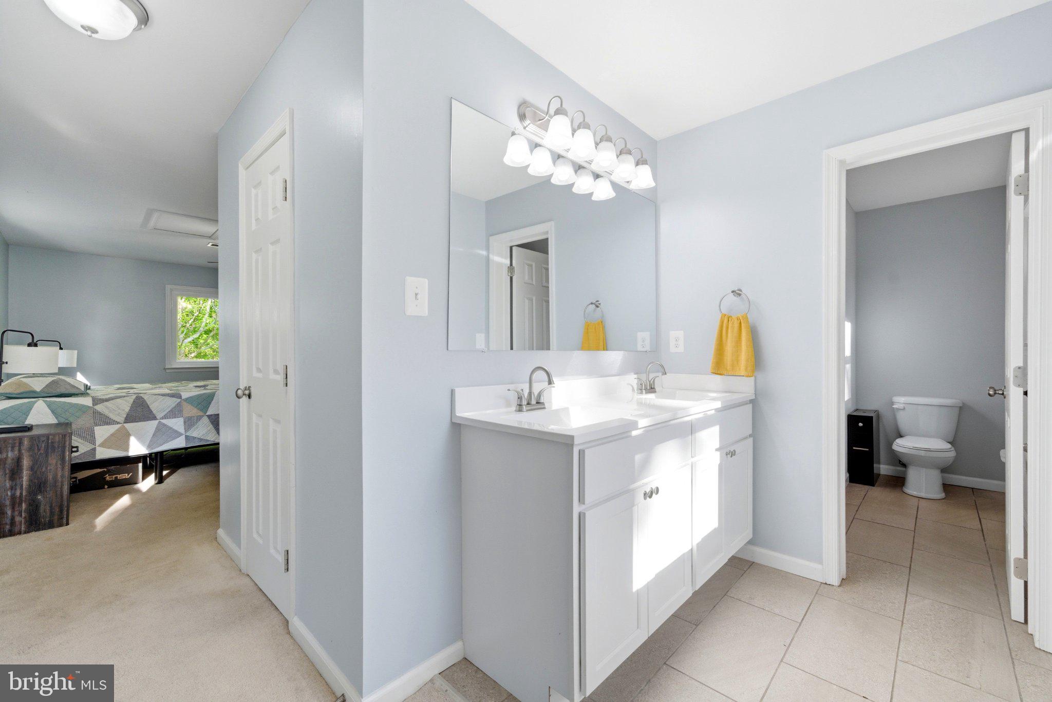 10560 South Faulkner Road Faulkner, MD 20632 - Photo 52 of 60 Bright and airy bathroom retreat.