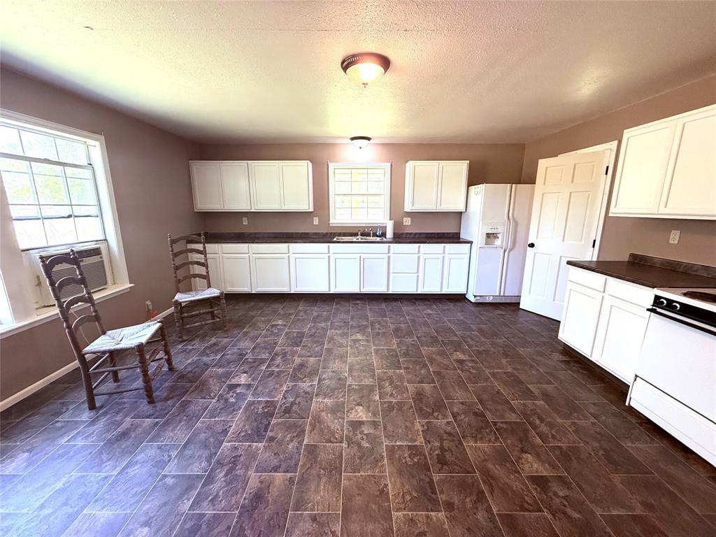 175 County Rd NW 1010 Road Northwest Mount Vernon, TX 75457 - Photo 10 of 25