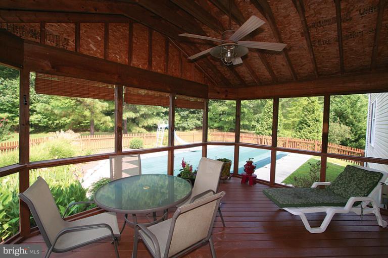 325 Wye Road Queenstown, MD 21658 - Photo 26 of 27 Screened Porch