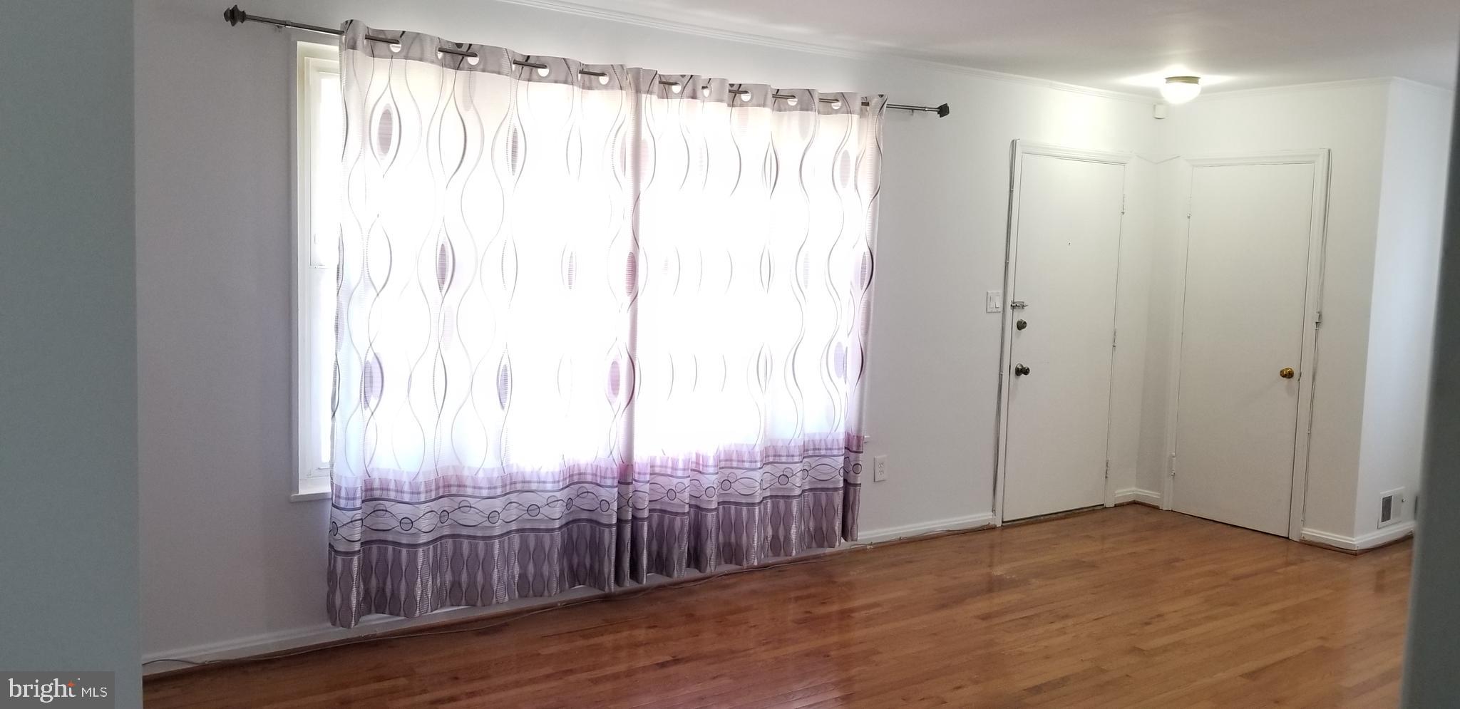 9718 Braddock Road Silver Spring, MD 20903 - Photo 7 of 30