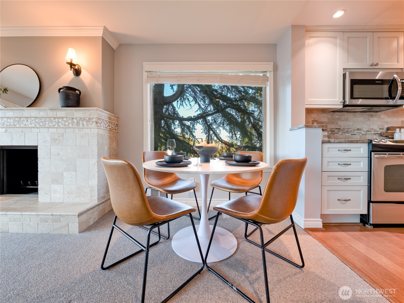 322 North 134th Street, Unit 306 Seattle, WA 98133 - Photo 9 of 32