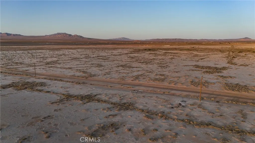 732 Locust Road Lucerne Valley, CA 92356 - Photo 10 of 11 a view of lake and mountain
