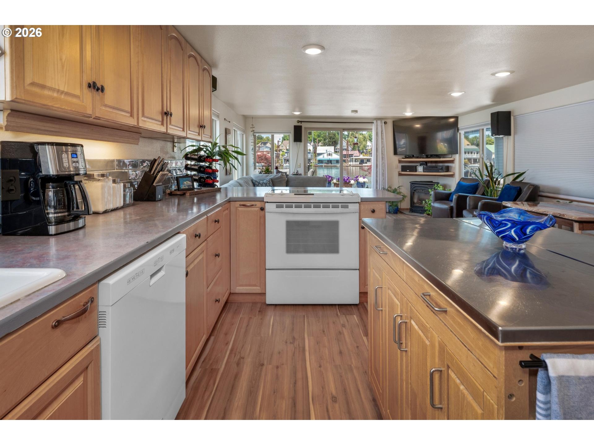 429 North Bridgeton Road, Unit 15 Portland, OR 97217 - Photo 13 of 47