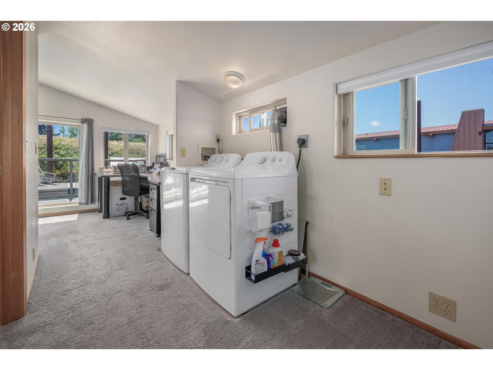 429 North Bridgeton Road, Unit 15 Portland, OR 97217 - Photo 28 of 47