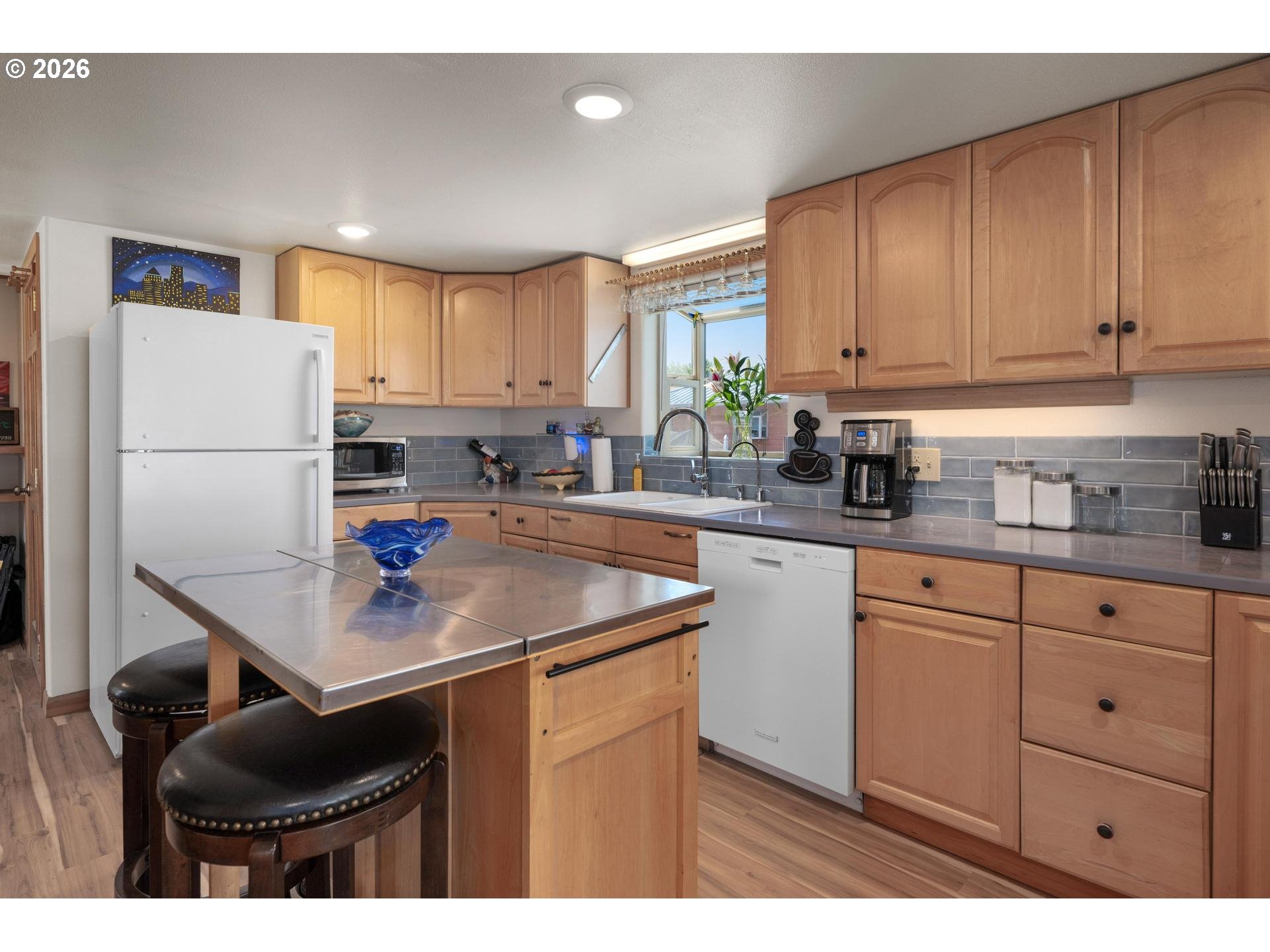 429 North Bridgeton Road, Unit 15 Portland, OR 97217 - Photo 9 of 47