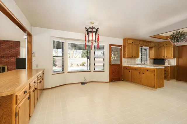 $730,000 | 1544 East Jordan Avenue, Fresno, CA 93720