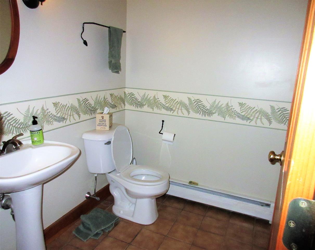 241 Quails Hill Road Brattleboro, VT 05301 - Photo 25 of 40