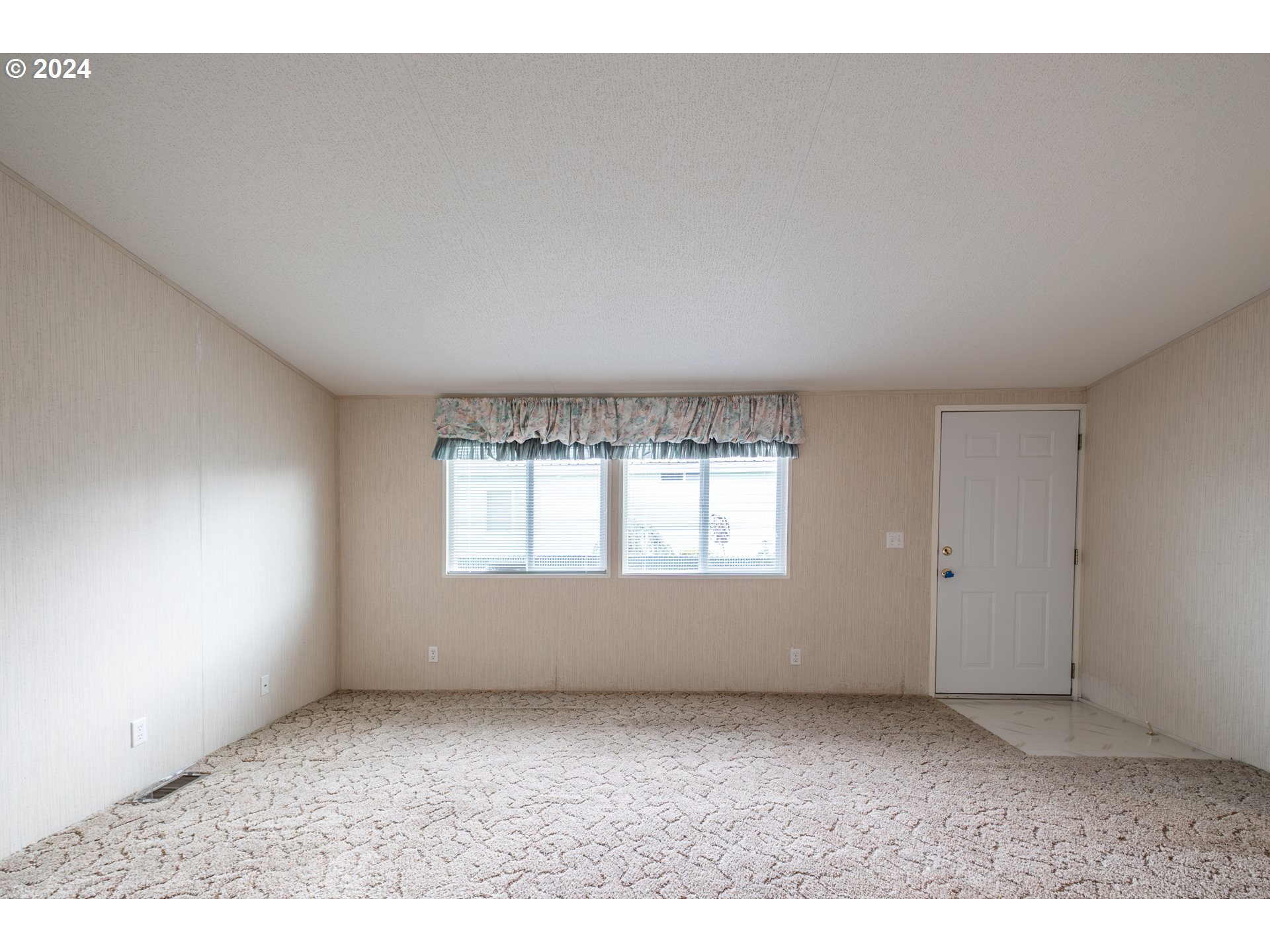 3045 Galena Loop Lebanon, OR 97355 - Photo 13 of 28 Gallery Image 13