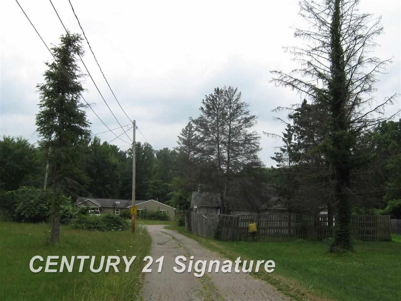5347 West Vienna Road Clio, MI 48420 - Photo 2 of 4