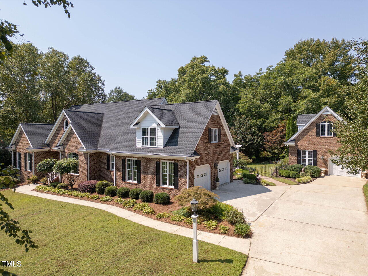 9404 Middleberry Lane Raleigh, NC 27603 - Photo 2 of 68 061-1280x960-photo