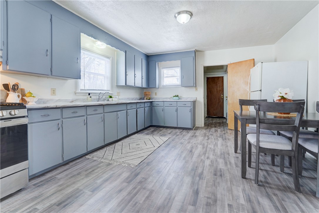 155 Wakefield Street Rochester, NY 14621 - Photo 10 of 40