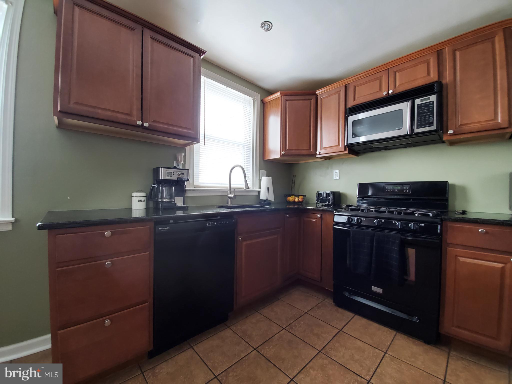 8000 Lexington Avenue Philadelphia, PA 19152 - Photo 14 of 34 Gallery Image 14