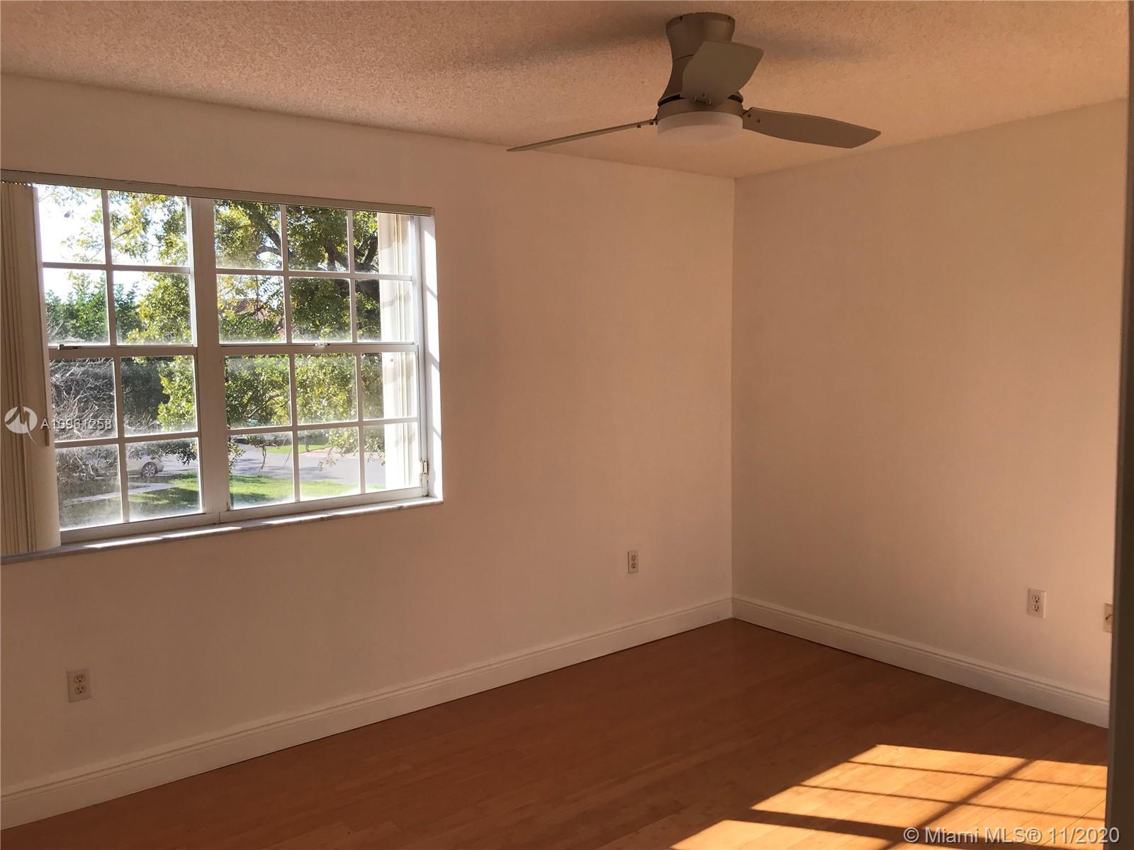 15417 Southwest 50th Lane Miami, FL 33185 - Photo 13 of 20