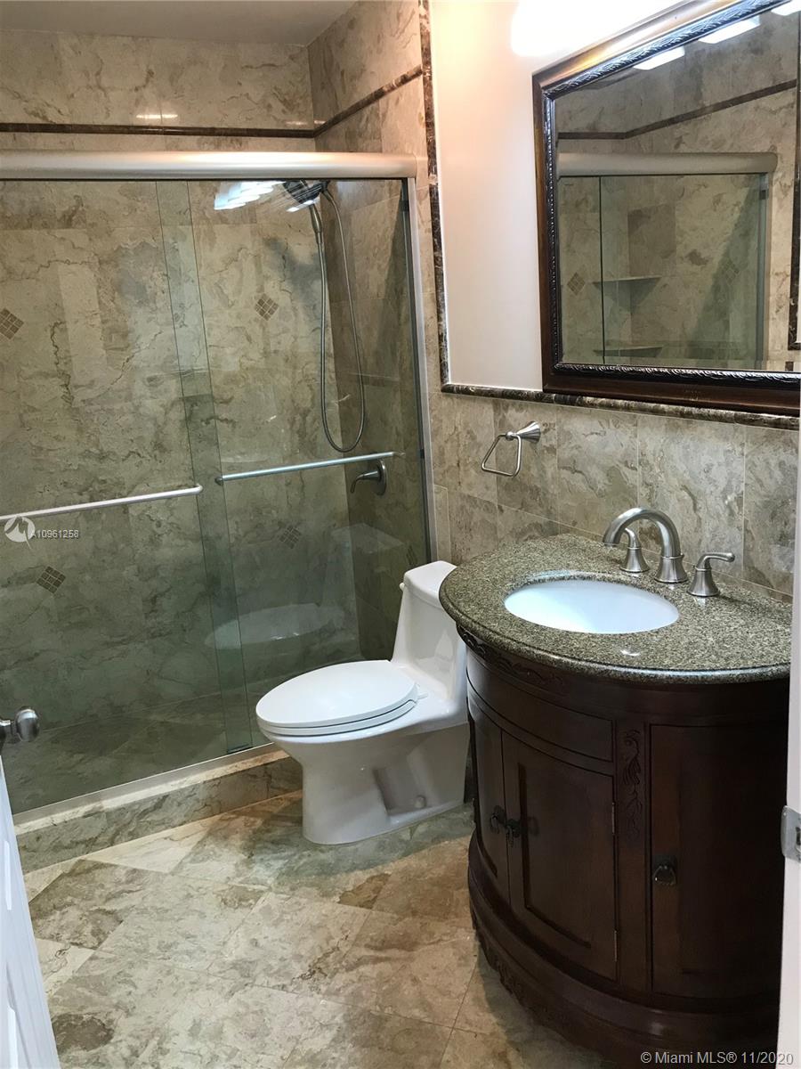 15417 Southwest 50th Lane Miami, FL 33185 - Photo 14 of 20