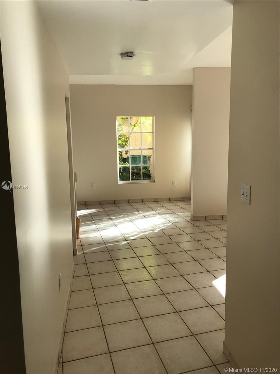 15417 Southwest 50th Lane Miami, FL 33185 - Photo 6 of 20