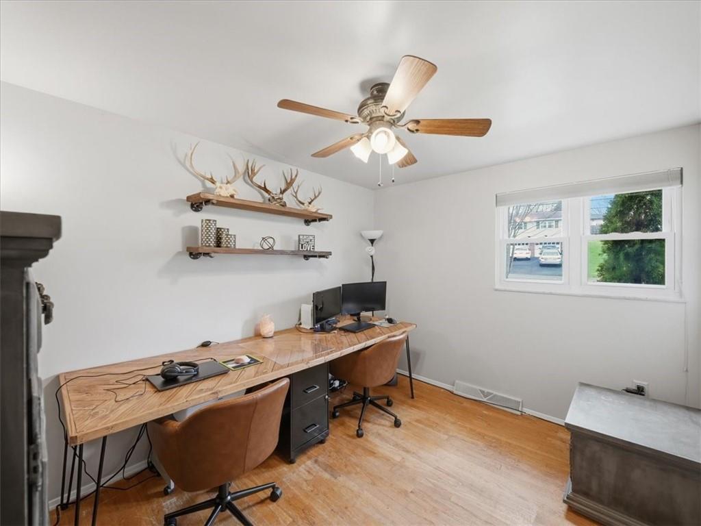 134 York Way Monaca, PA 15061 - Photo 10 of 27