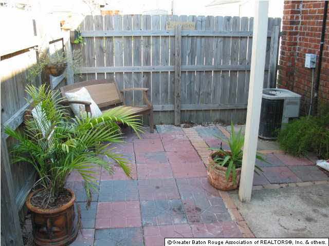 4302 Stumberg Lane Baton Rouge, LA 70816 - Photo 8 of 8 Gallery Image 8