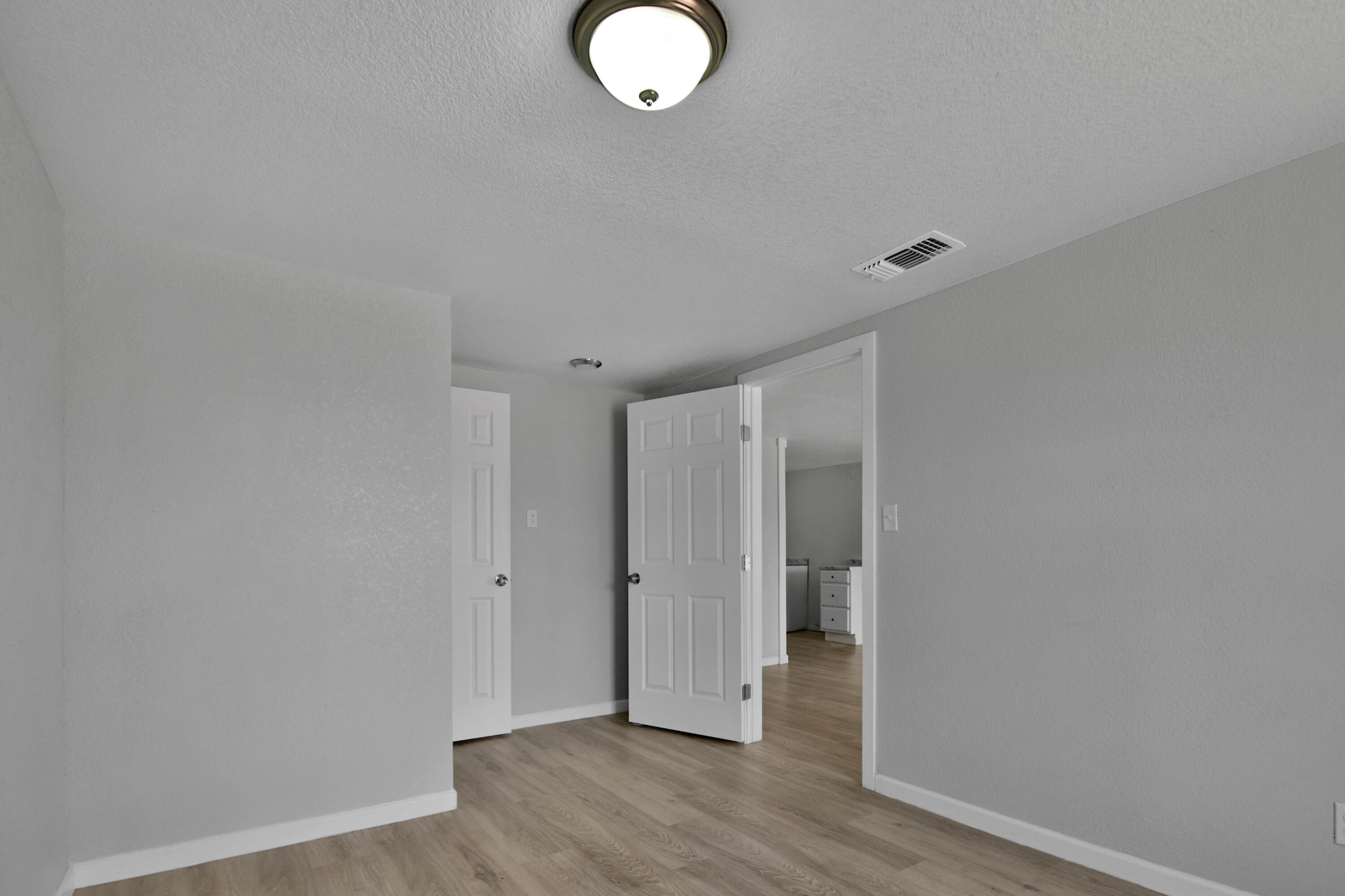312 North Avenue R Lubbock, TX 79415 - Photo 17 of 26 IMG_9833