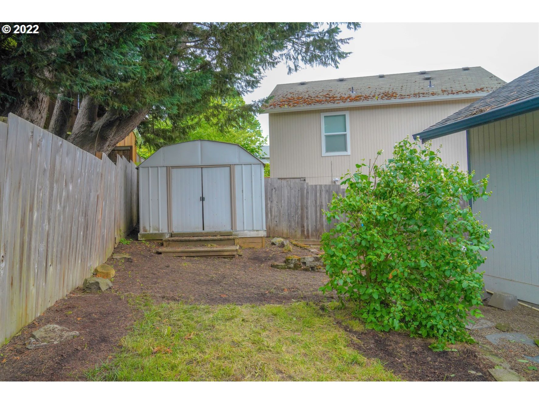 560 South 70th Street Springfield, OR 97478 - Photo 16 of 21 a view of outdoor space and yard
