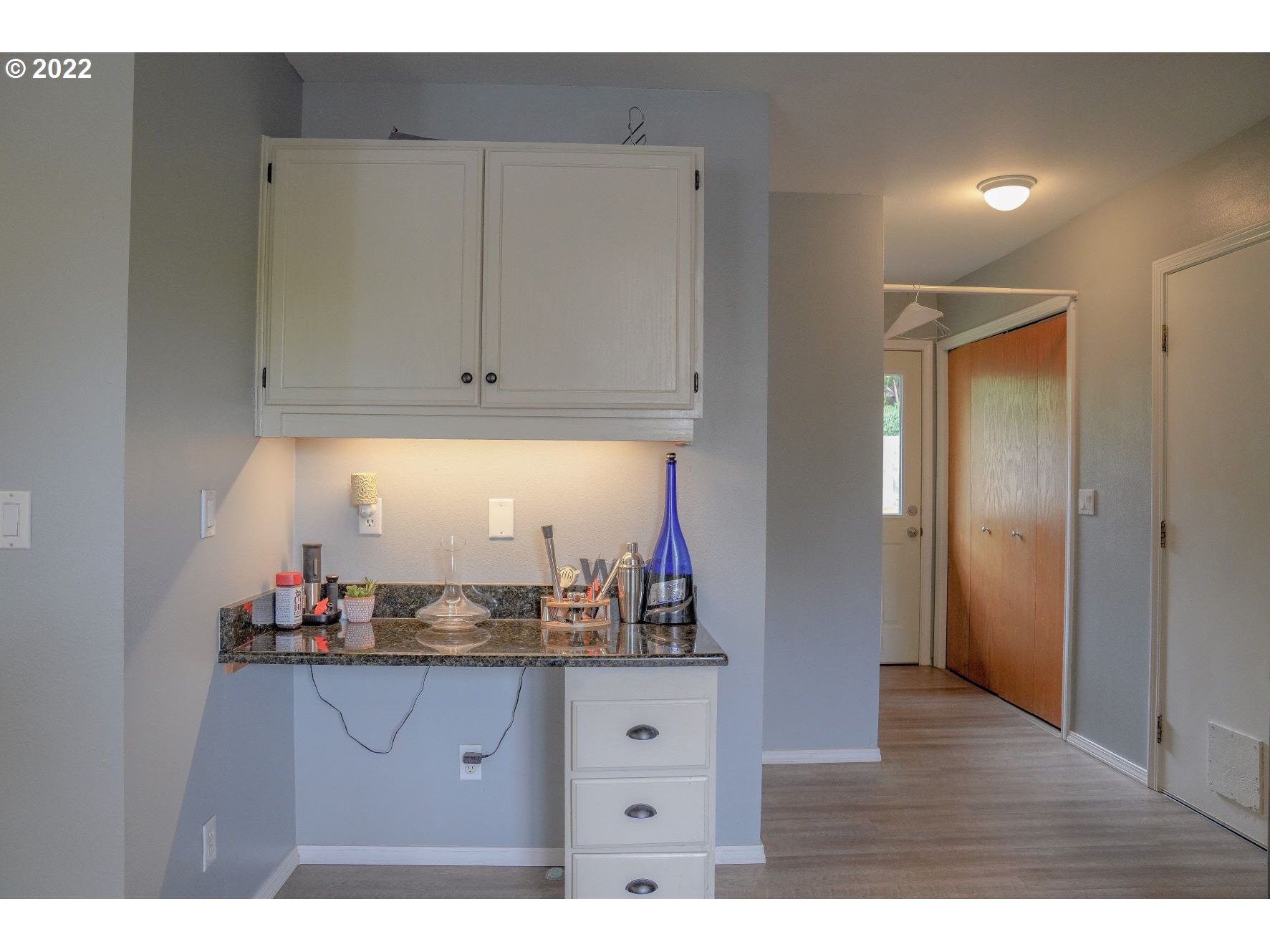 560 South 70th Street Springfield, OR 97478 - Photo 10 of 21
