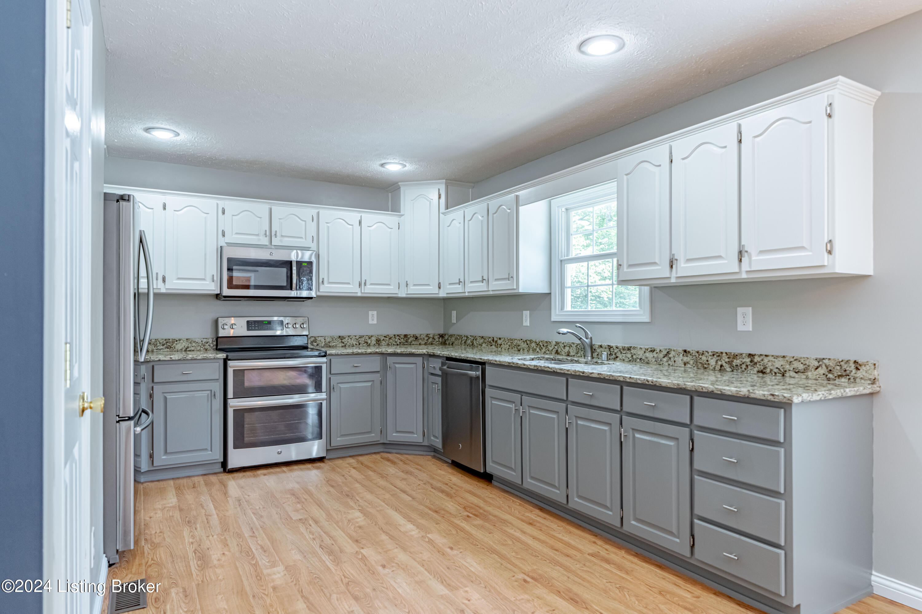 820 Long Needle Road Brandenburg, KY 40108 - Photo 15 of 71 DSC09787