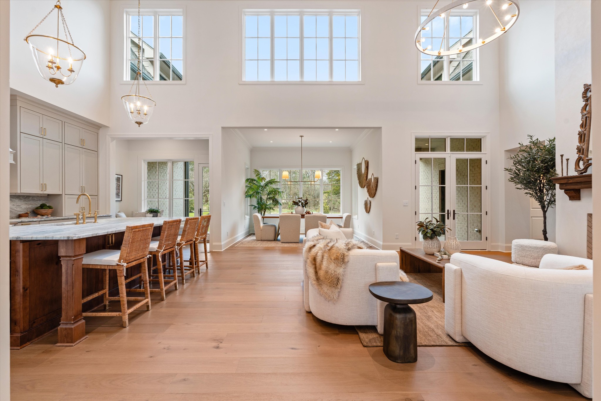 641 Brook Hollow Road Nashville, TN 37205 - Photo 3 of 67