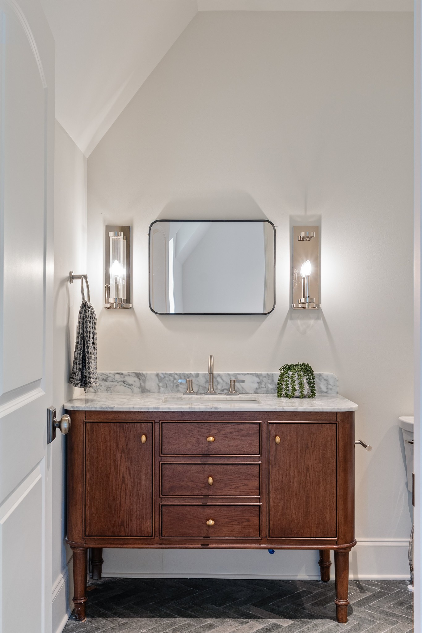 641 Brook Hollow Road Nashville, TN 37205 - Photo 34 of 67