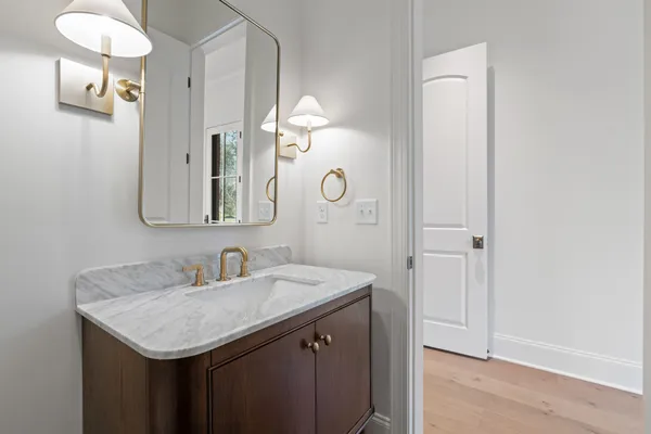 $4,150,000 | 641 Brook Hollow Road, Nashville, TN 37205
