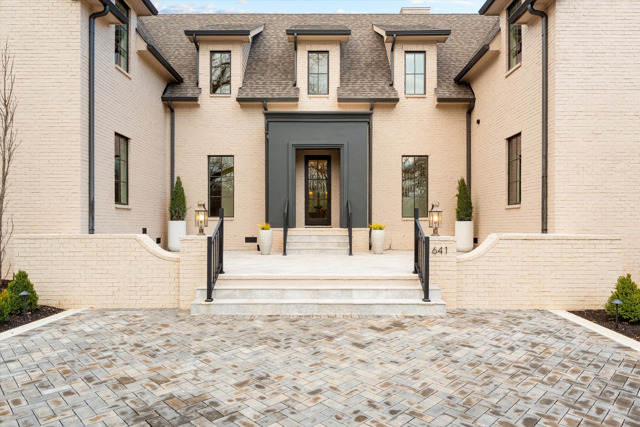 641 Brook Hollow Road Nashville, TN 37205 - Photo 6 of 67