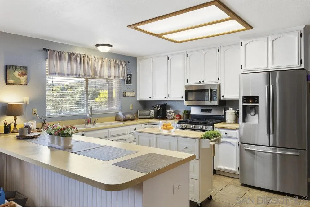 8854 Lakeview Road Lakeside, CA 92040 - Photo 8 of 25 Gallery Image 8