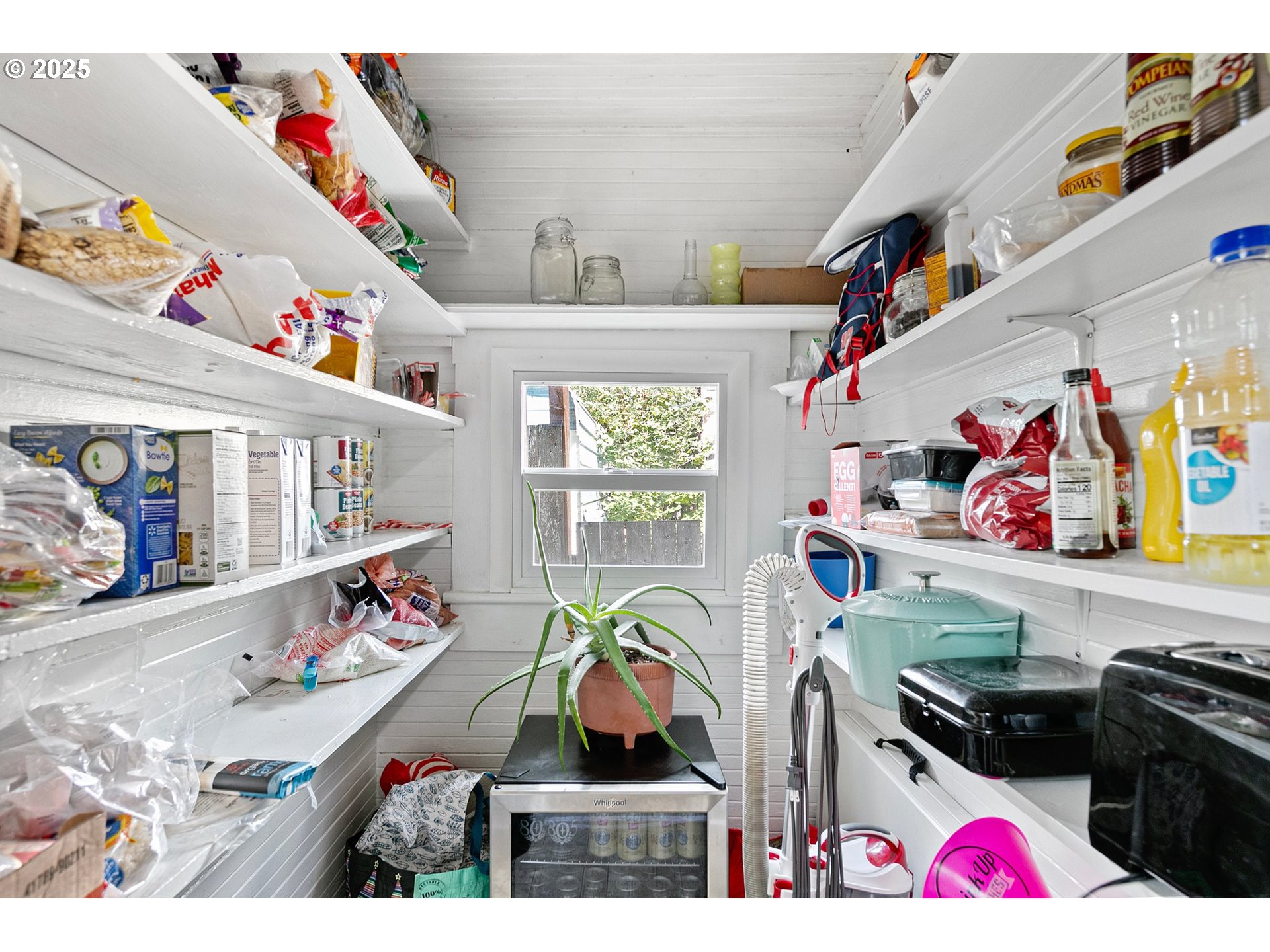 2001 Augusta Street Eugene, OR 97403 - Photo 13 of 40