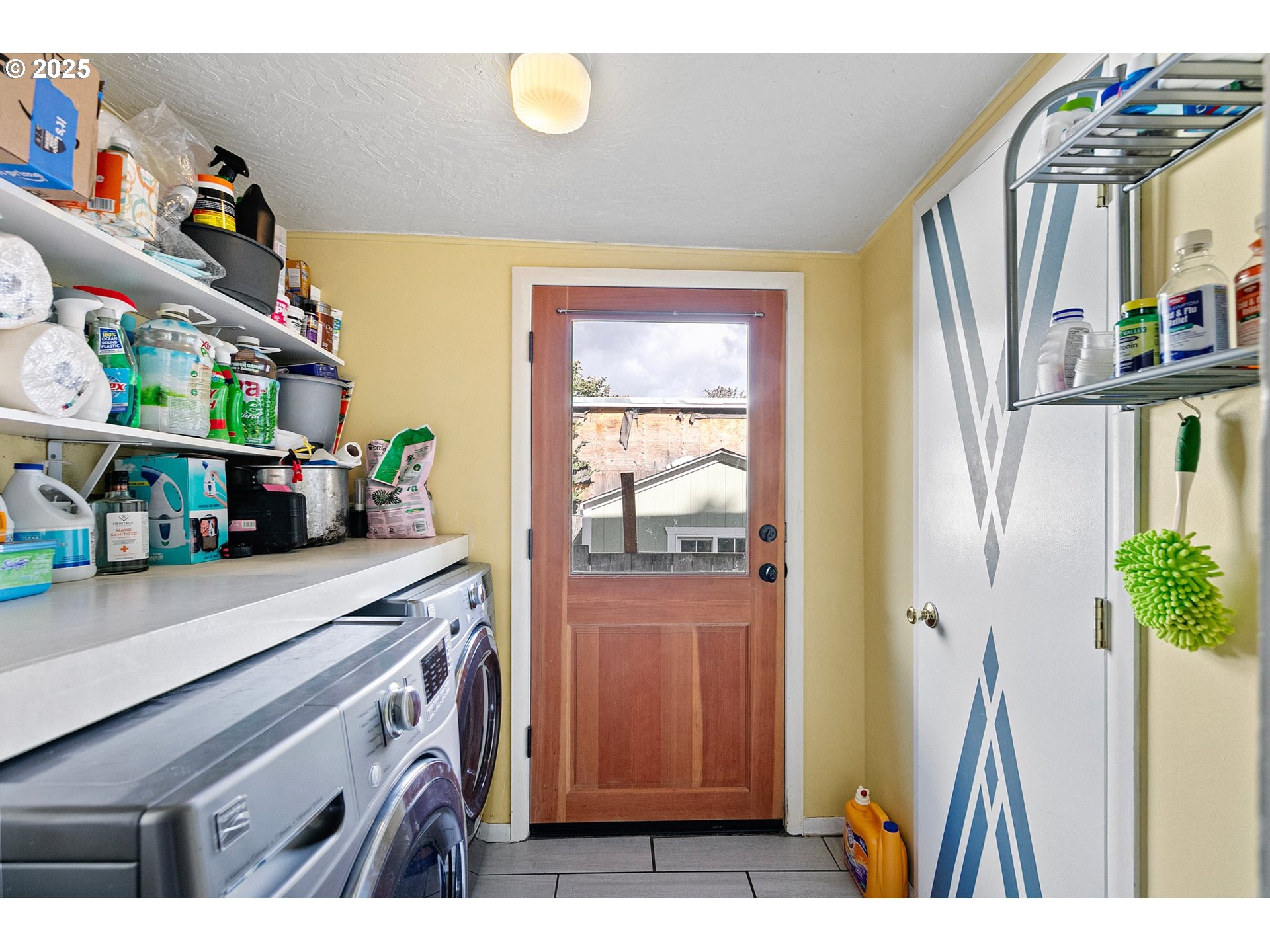 2001 Augusta Street Eugene, OR 97403 - Photo 14 of 40