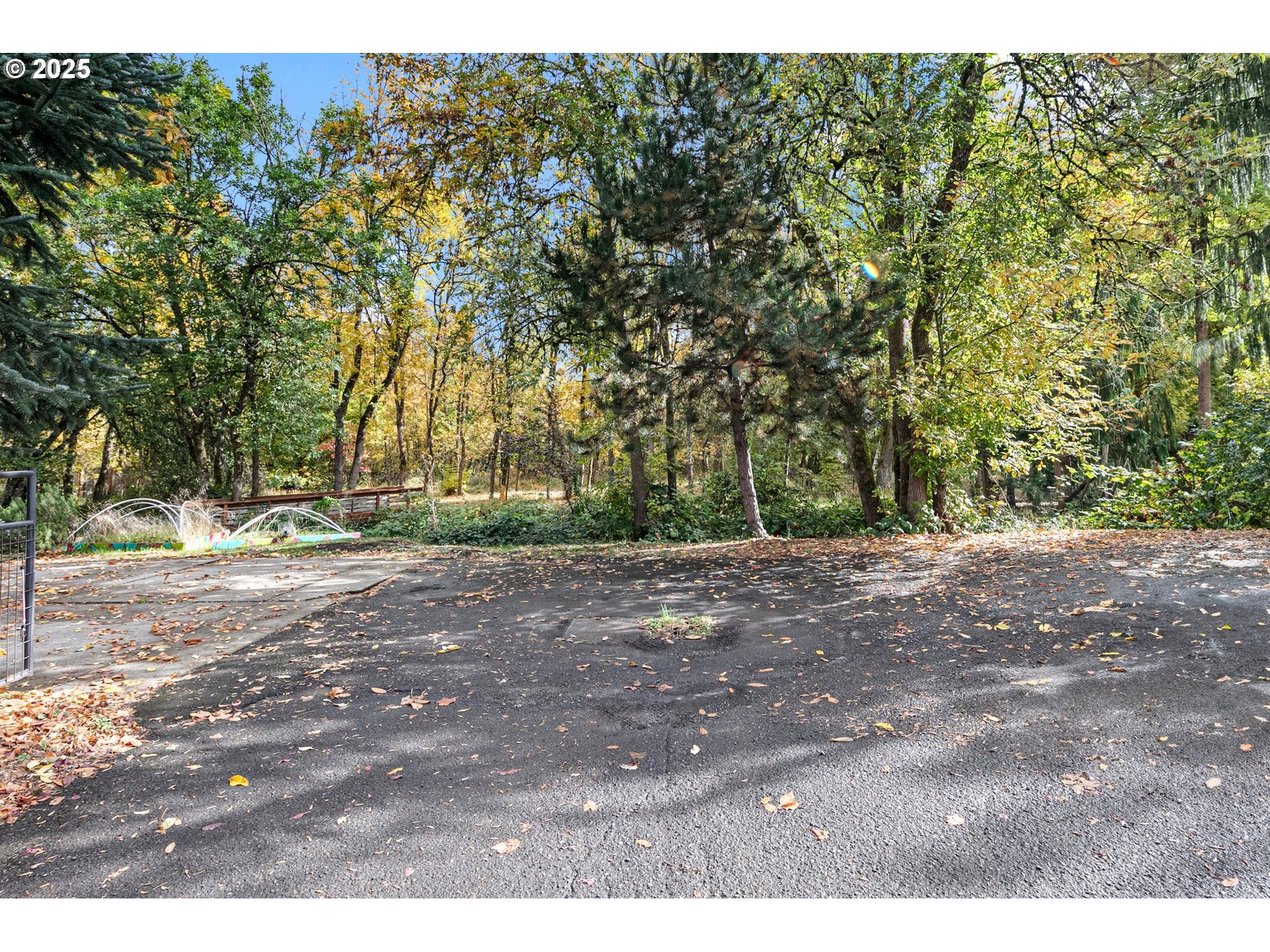 2001 Augusta Street Eugene, OR 97403 - Photo 37 of 40