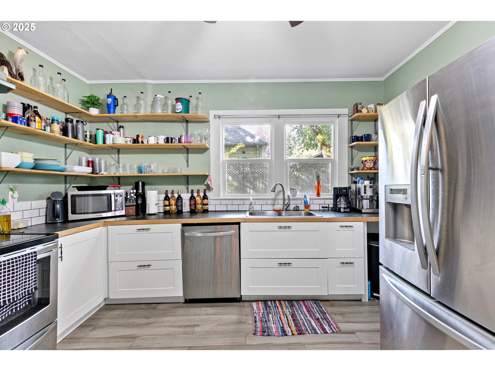 2001 Augusta Street Eugene, OR 97403 - Photo 8 of 40