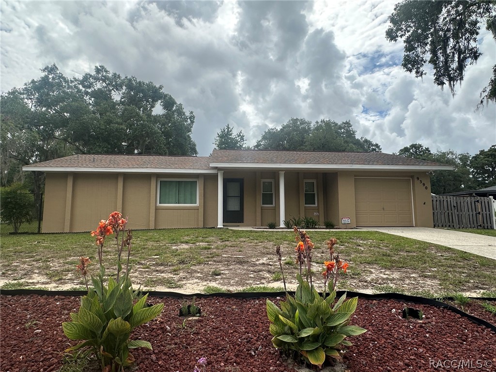 9390 East Windwood Loop Inverness, FL 34450 - Photo 1 of 54