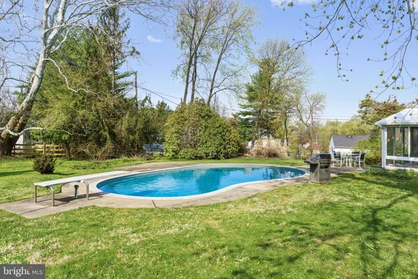 $725,000 | 931 Jones Road, Conshohocken, PA 19428