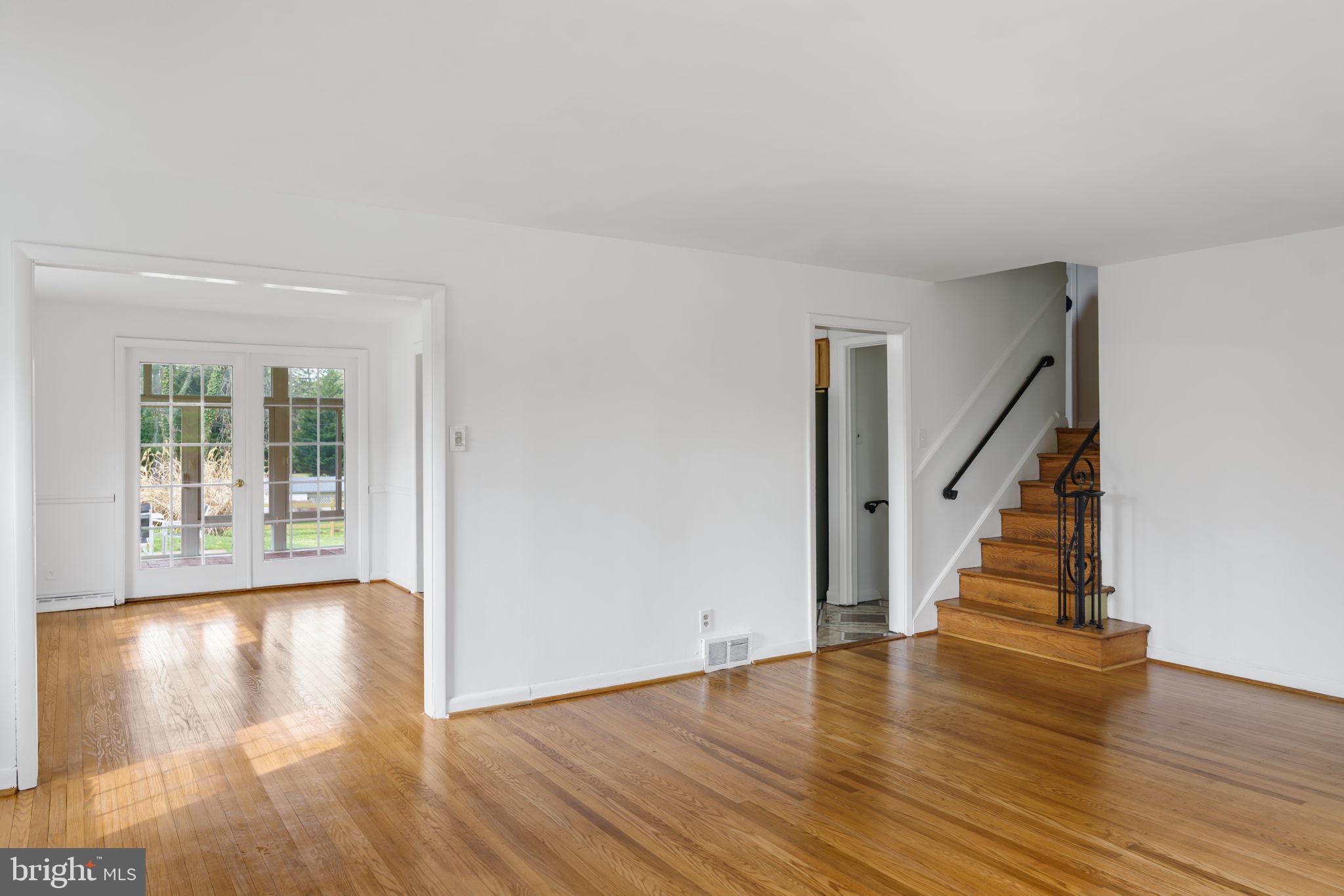 931 Jones Road Conshohocken, PA 19428 - Photo 17 of 66 Living Room-Stairs to 2nd Floor
